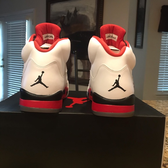 Jordan retro 5 - Picture 3 of 8